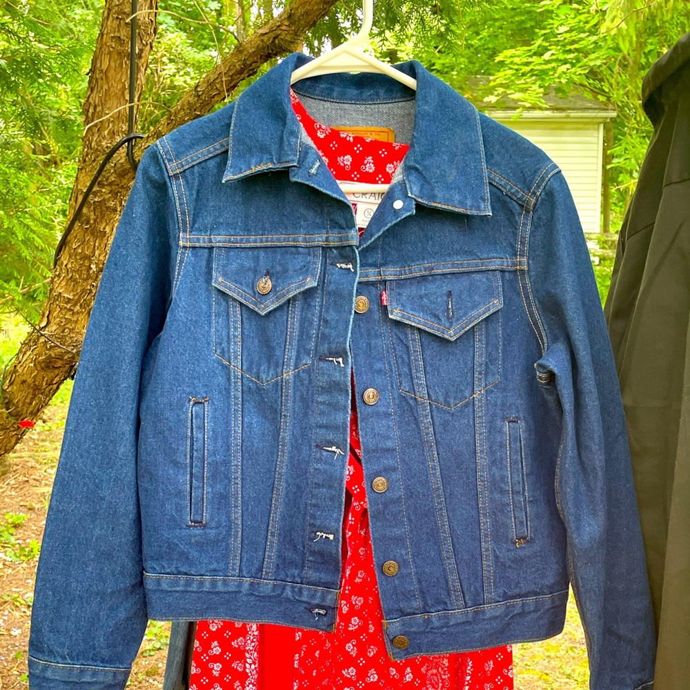 Vintage Levi’s made in USA trucker jacket